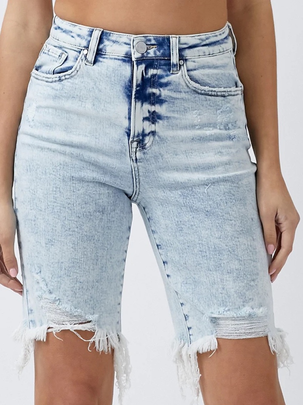 NWT🤍Risen High Rise Acid Wash Bermuda Short Small Light Color